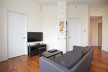 Rented by Space Marketing Shop