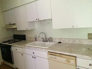 3rd image of 1344 SW 23rd Ave