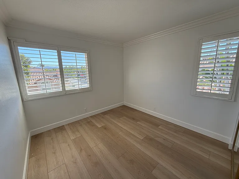Second bedroom