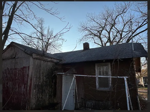 924 N Edmond St, Springfield, IL 62702