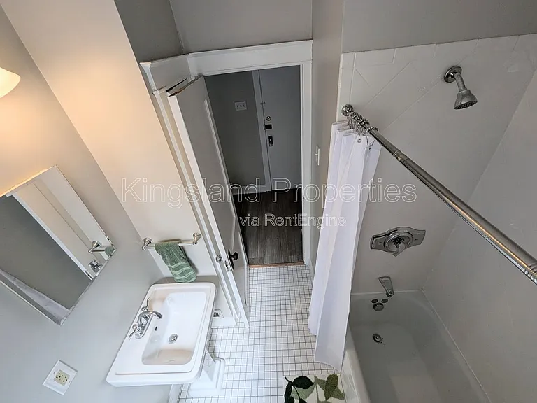 5707 Dewey Ave #1F — Photo 14