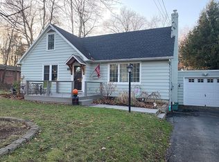 26 Linden Ave, Red Hook, NY 12571