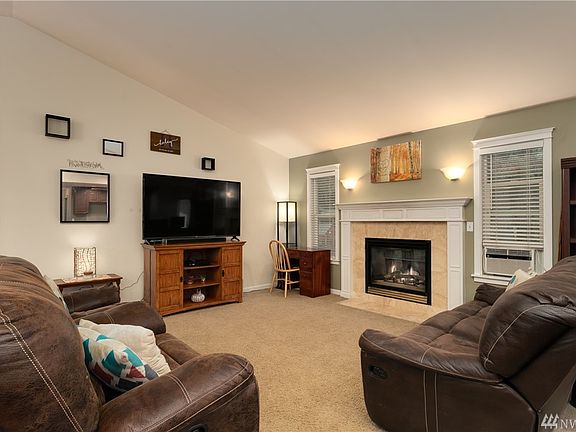 5th image of 23509 49th Avenue Ct E