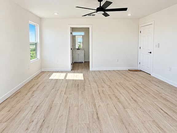 4th image of 387 Old Lockhart Rd #2