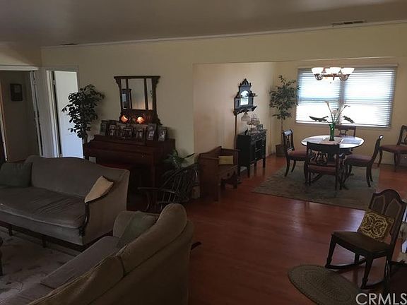 5th image of 651 W Rosewood Ct