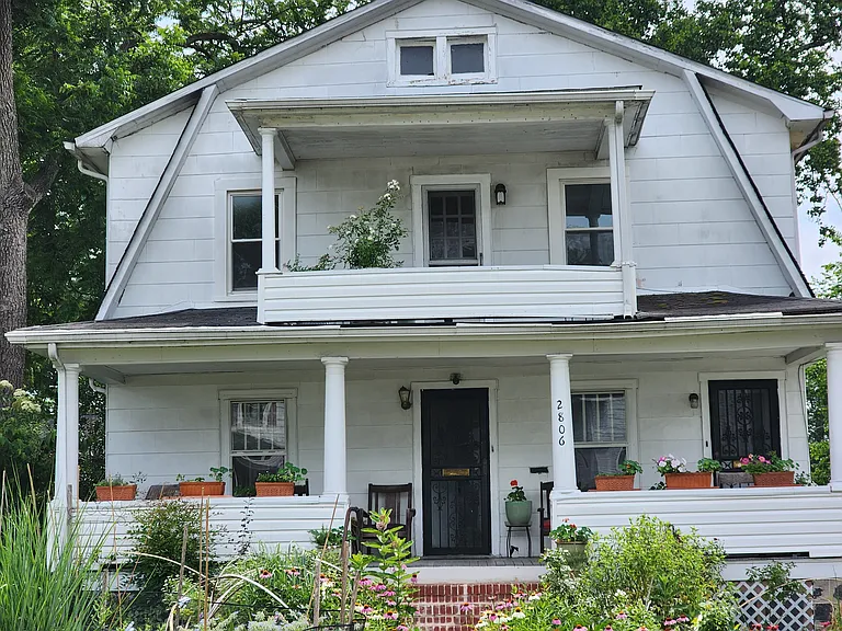 2806 Silver Hill Ave — Photo 17