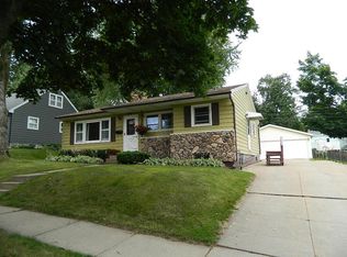 302 N 11th Ave, Wausau, WI 54401