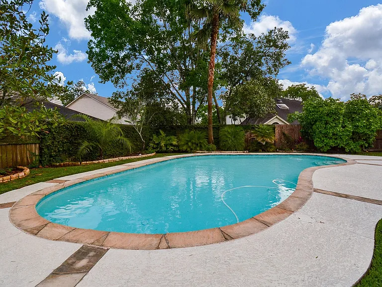 1638 Almond Brook Ln — Photo 33
