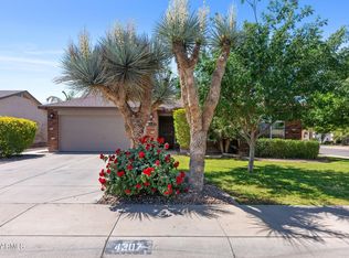 4307 E Meadow Lark Way, San Tan Valley, AZ 85140