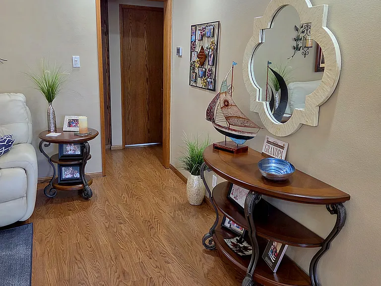 14432 Dalwood Ave — Photo 8