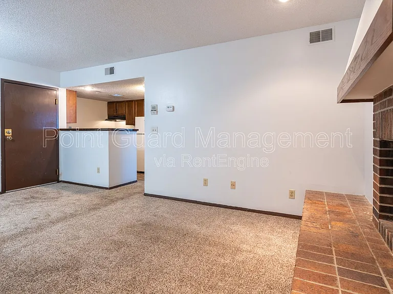 Midtown Place Apartments — Photo 20