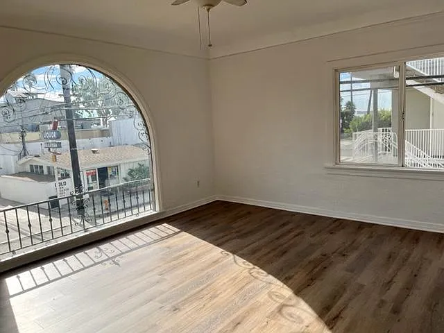 19 Granada Ave #10