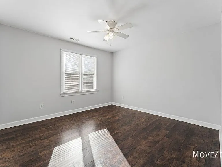 134 Sanair Ct — Photo 9