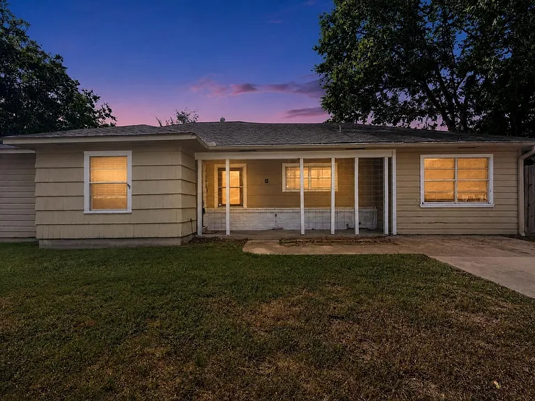 725 Mary Lake Dr — Photo 31