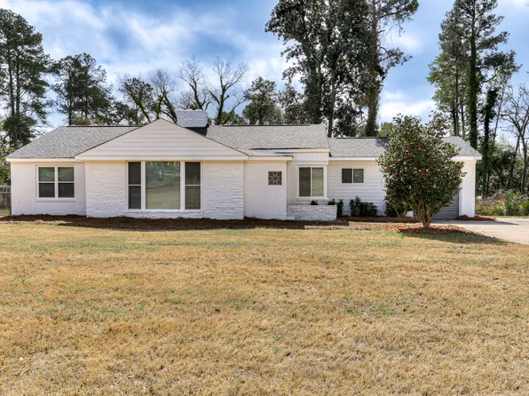 1813 Courtney Dr, North Augusta, SC 29841