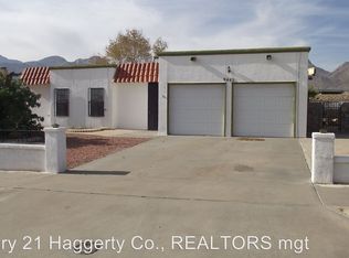 9445 E B Taulbee Dr, El Paso, TX 79924