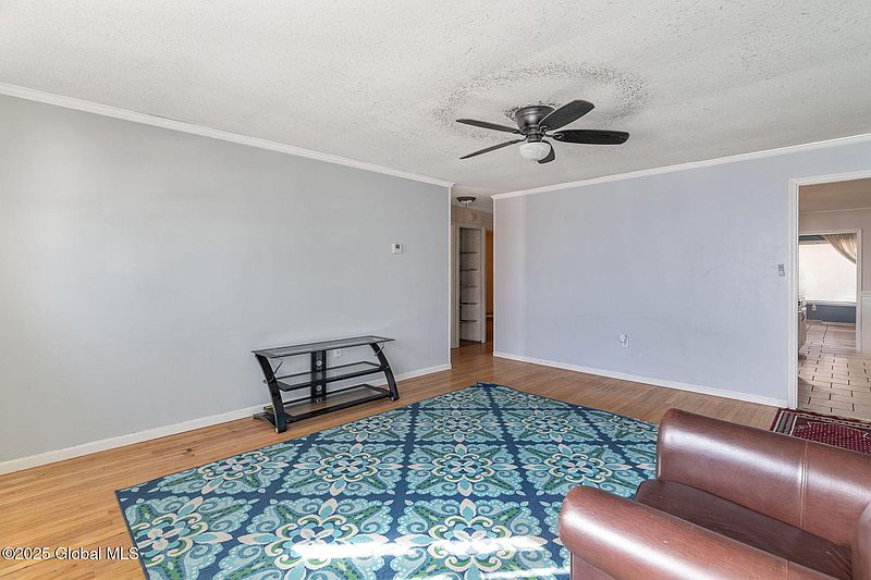 4th image of 140 Gullott Drive