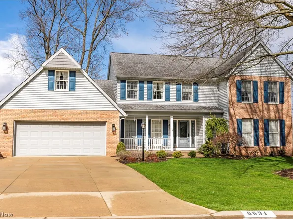 6634 Corrine Dr NW, Canton, OH 44718