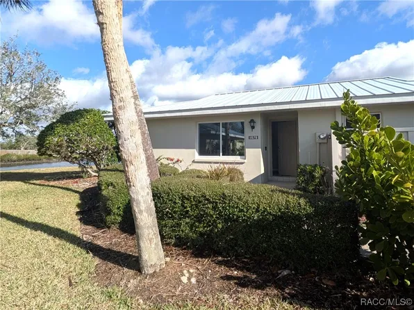 11576 W Kingfisher Ct, Crystal River, FL 34429