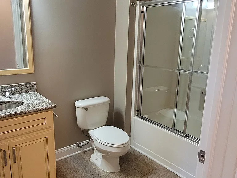 2nd hall bath