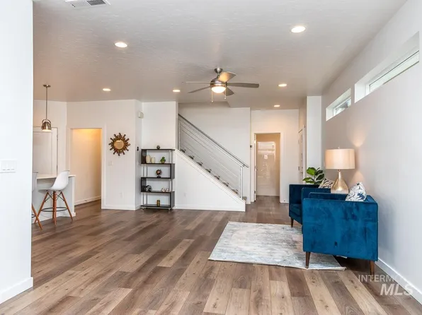 795 E Bissett St, Meridian, ID 83642
