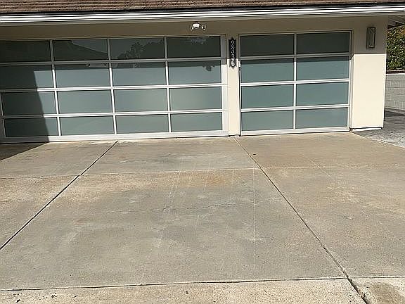 5th image of 2336 King Arthur Ct