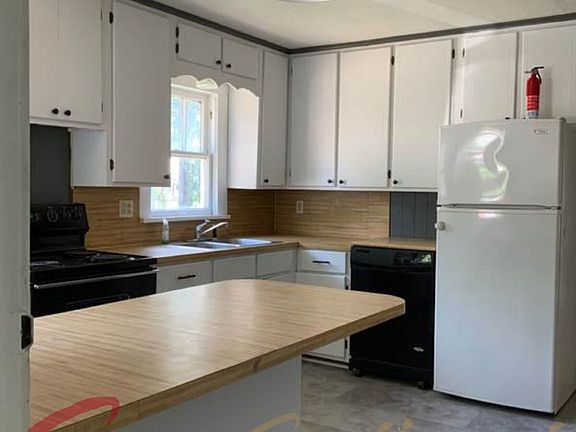 3rd image of 1007 W McNeill St