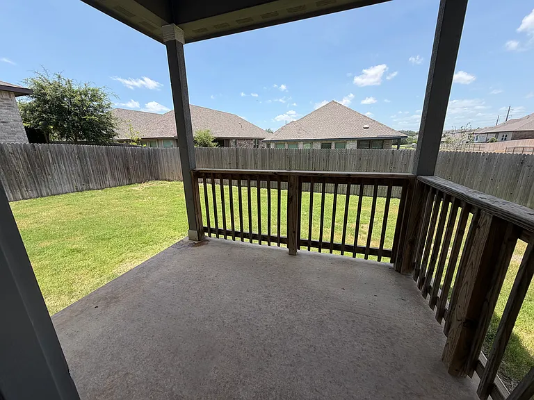 12930 Trapezus Ct — Photo 32