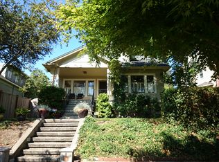 607 18th Ave E, Seattle, WA 98112