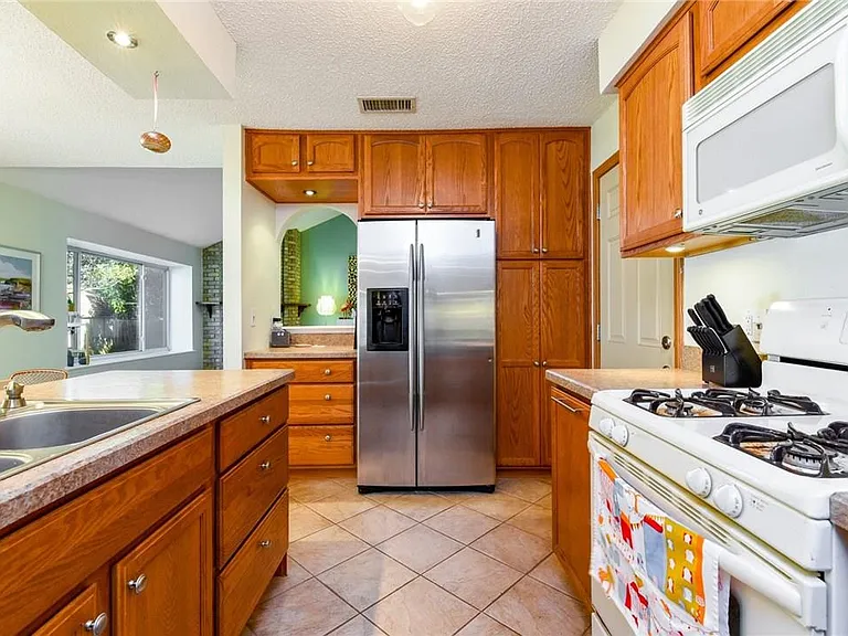 12916 Pegasus St — Photo 14