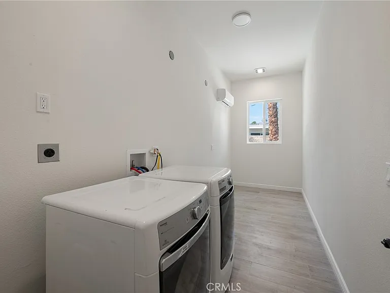 72408 Desert Dr — Photo 24