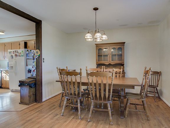 5th image of 237 Maywood Drive