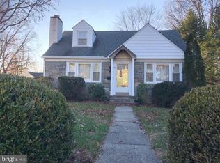 9 Donna Ln, Wayne, PA 19087