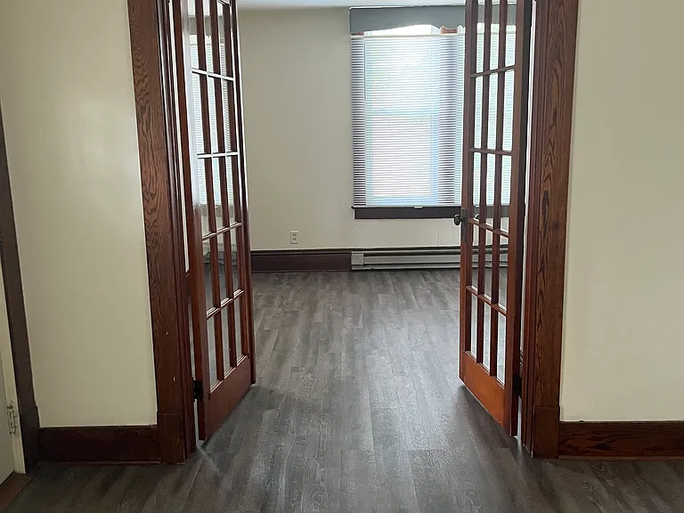 415 Putnam St #1 — Photo 14
