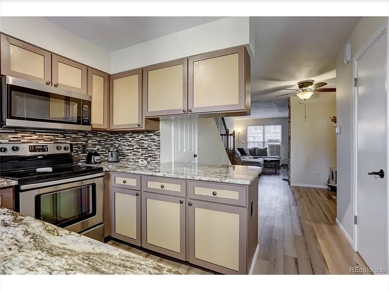 1662 S Blackhawk Way #D — Photo 3