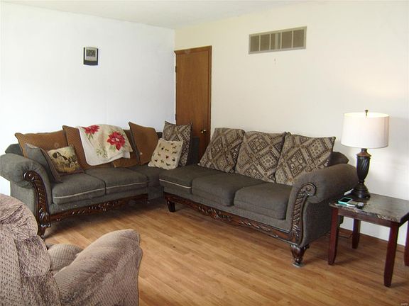 2nd image of 8631 Moran Pl
