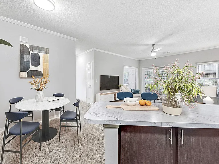 2x1 1087 sqft B1DP - Dining