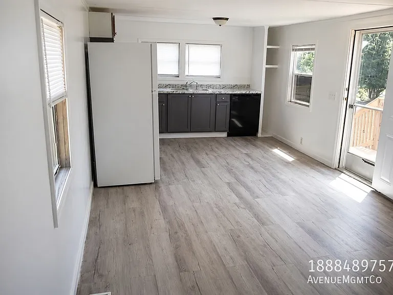 715 23rd St NW #7 — Photo 2