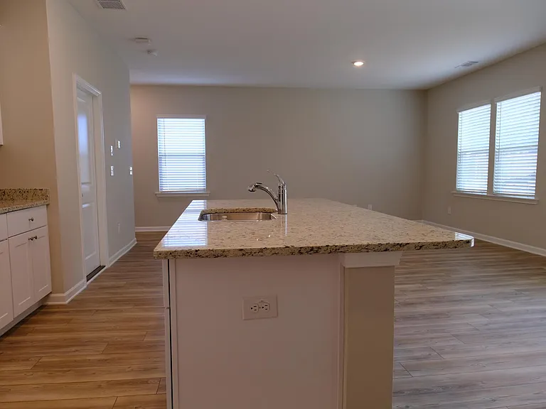 4237 Waxwing St — Photo 6
