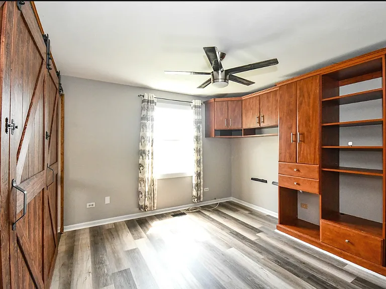 121 Cammeron Ct — Photo 14