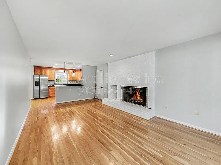 8942 Kenilworth Dr — Photo 7