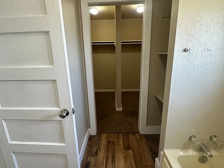 4331 S Polk St — Photo 11