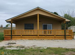 1012 N Fairview Rd, Lavonia, GA 30553