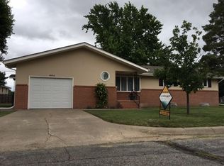 604 Sunset Rd, Victoria, KS 67671