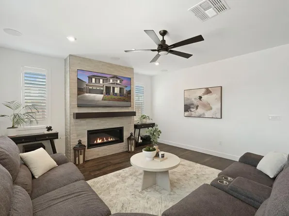 10469 Fendi Way, Elk Grove, CA 95757