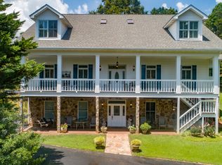 457 Lakeside Rd, Vonore, TN 37885