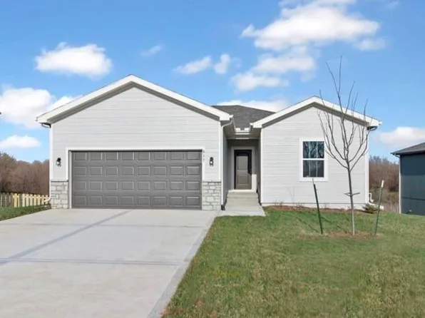 817 Shane Ct, Belton, MO 64012