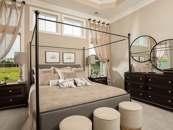 Similar Home - Owner s Suite