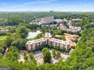 1800 Clairmont Lake A422, Decatur, GA 30033