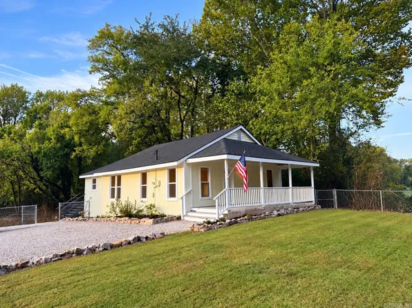 6430 Park Ave, Fountain Lake, AR 71901